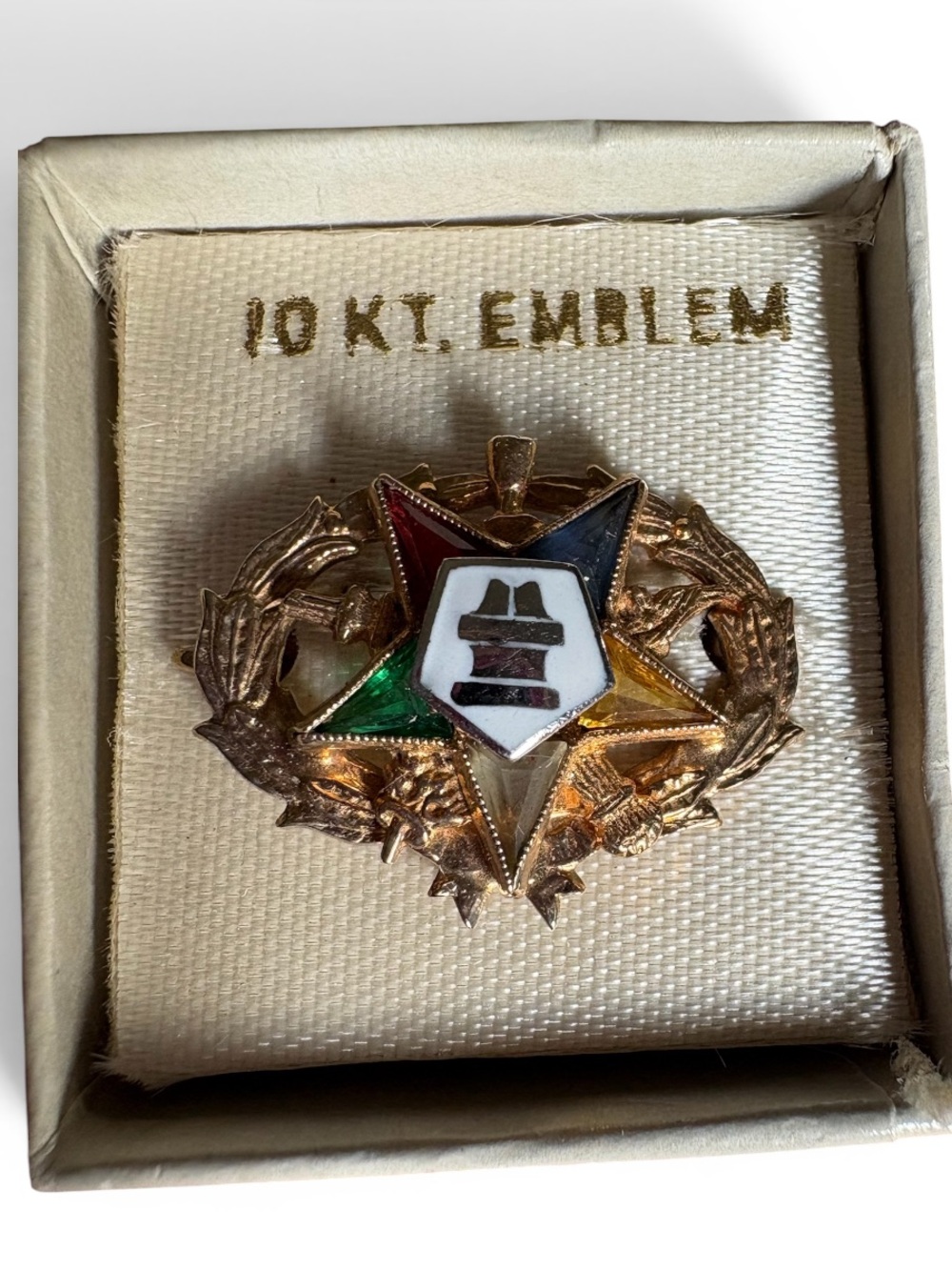 10 Kt Gold Eastern Star Emblem Pin - Picture 2 of 2